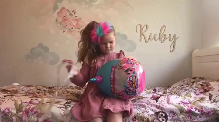 Rainbocorns Big Hair Surprise Toy Unboxing
