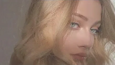 ₊˚ˑ ⛸️ . blonde hair subliminal! + booster ( ⚠️ please use with caution ⚠️ )