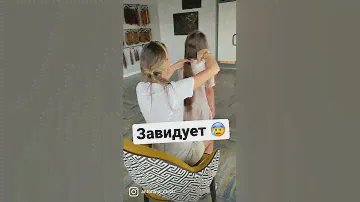 Отрезала длинные волосы !
