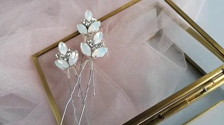 Bridal hair pins with opal Headpiece for wedding Opal bobby pins Bridesmaids hair pins