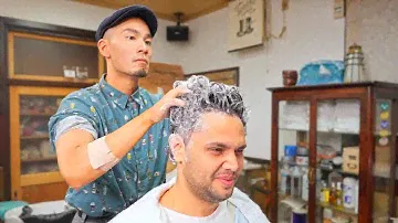 💈(ASMR) I Got Hair Makeover at Famous Yamaguchi Night Barber in Japan (curly hair)